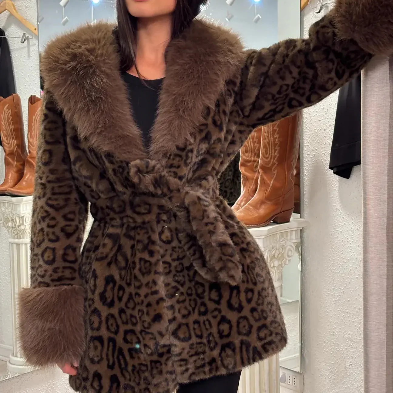 Ceylan Leopard Fur Coat - Image 8