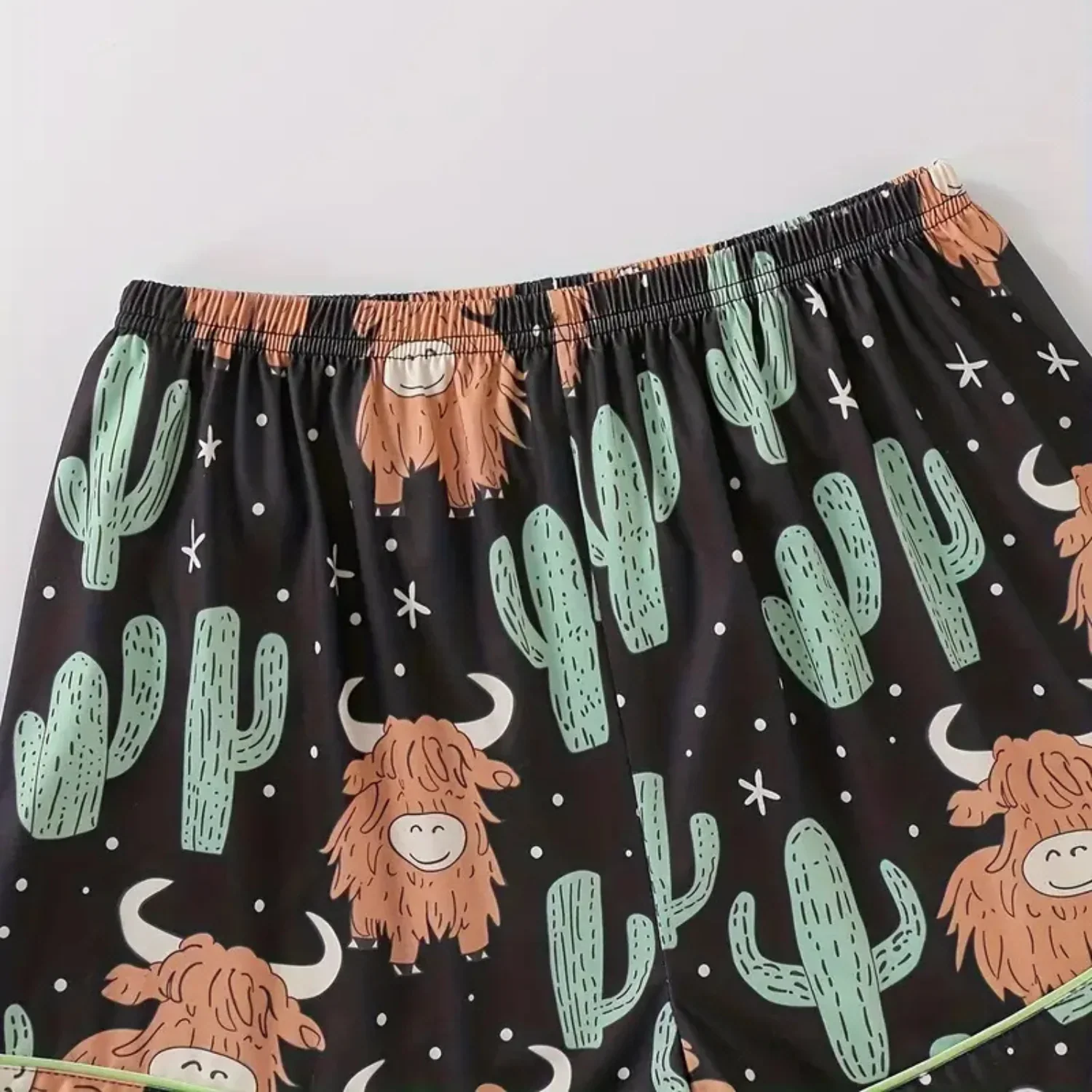 Ceylan Highland Cow Cactus Women's Pajama Set - Image 15