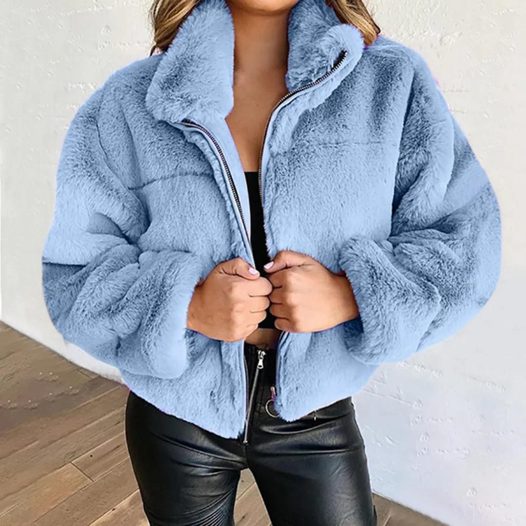 Ceylan Women¡¯s Cropped Faux Fur Zip-Up Jacket - Image 9