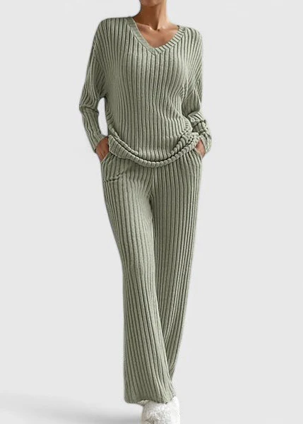 Ceylan Women’s Ribbed Knit Lounge Set V-Neck Wide Leg Fit - Image 7