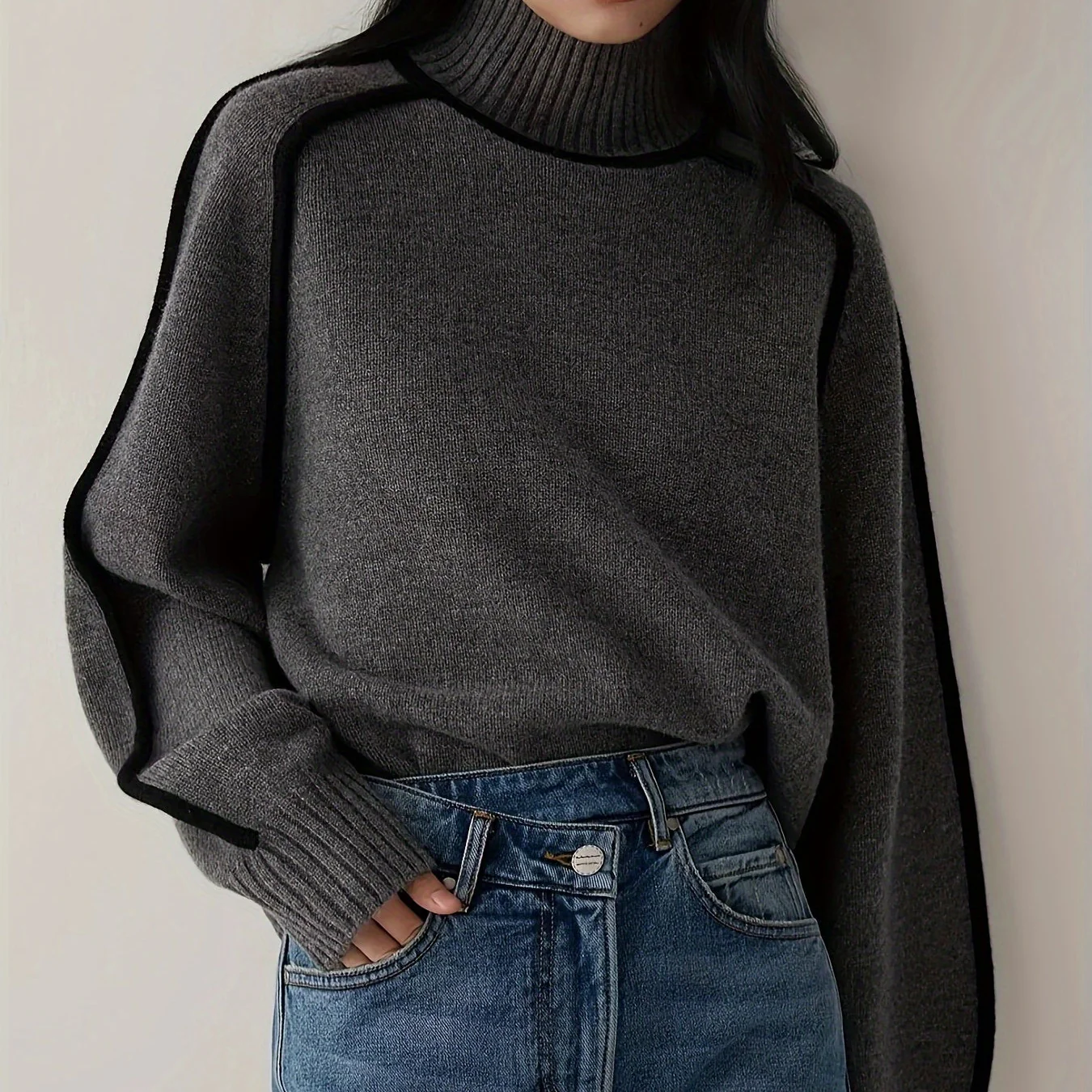 Ceylan Women's Contrast Trim Turtleneck Pullover Sweater - Image 6