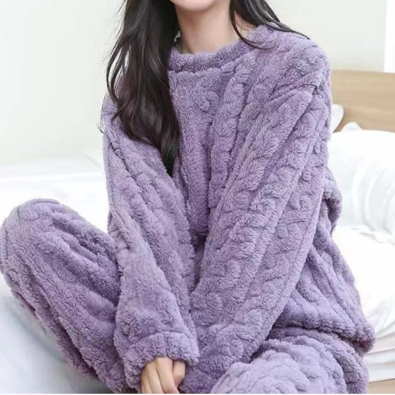 Ceylan Women's Fluffy Pajama Set with Cable Knit Texture - Image 4