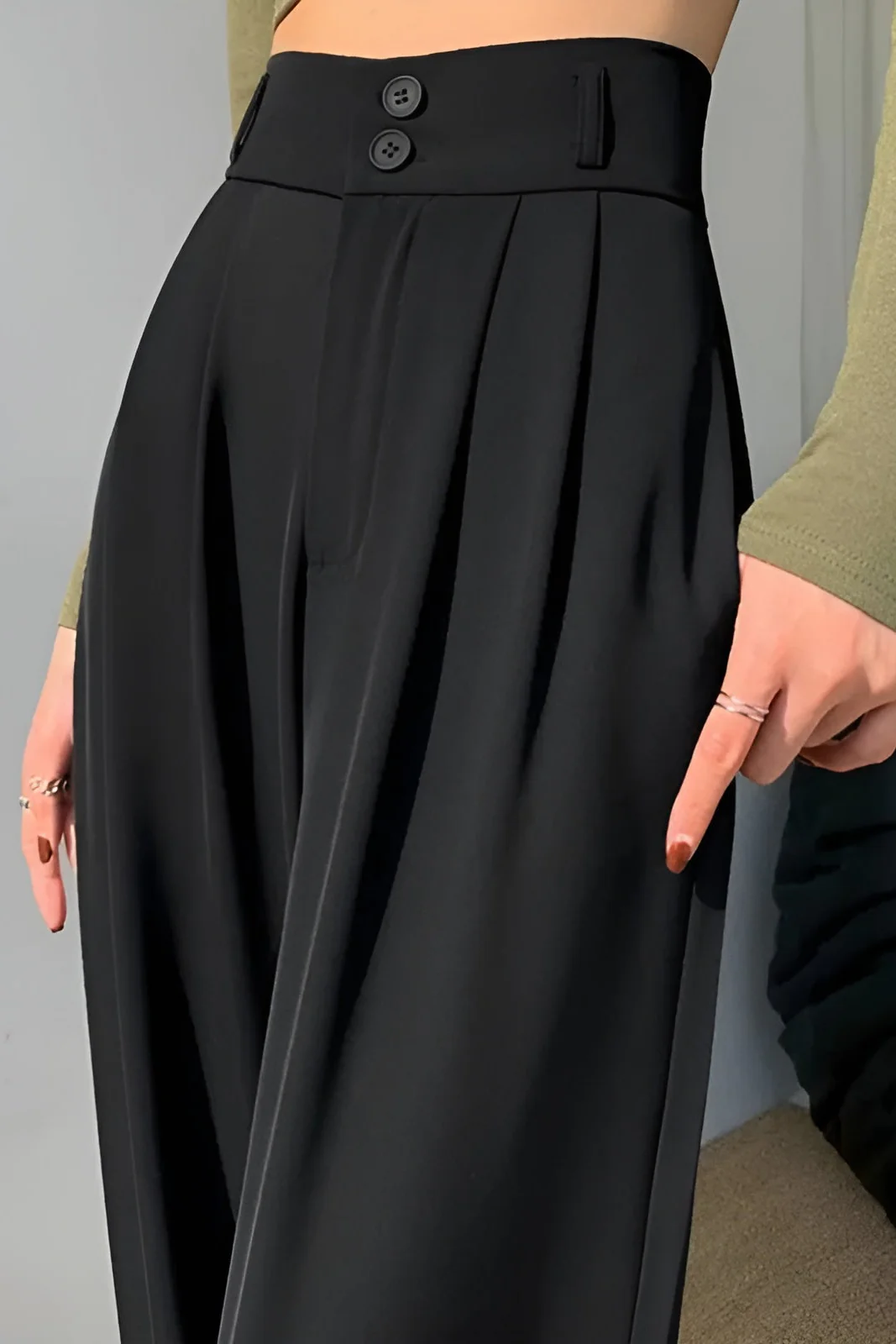 Ceylan Women's High Waist Wide Leg Trousers Pleated Fit - Image 2