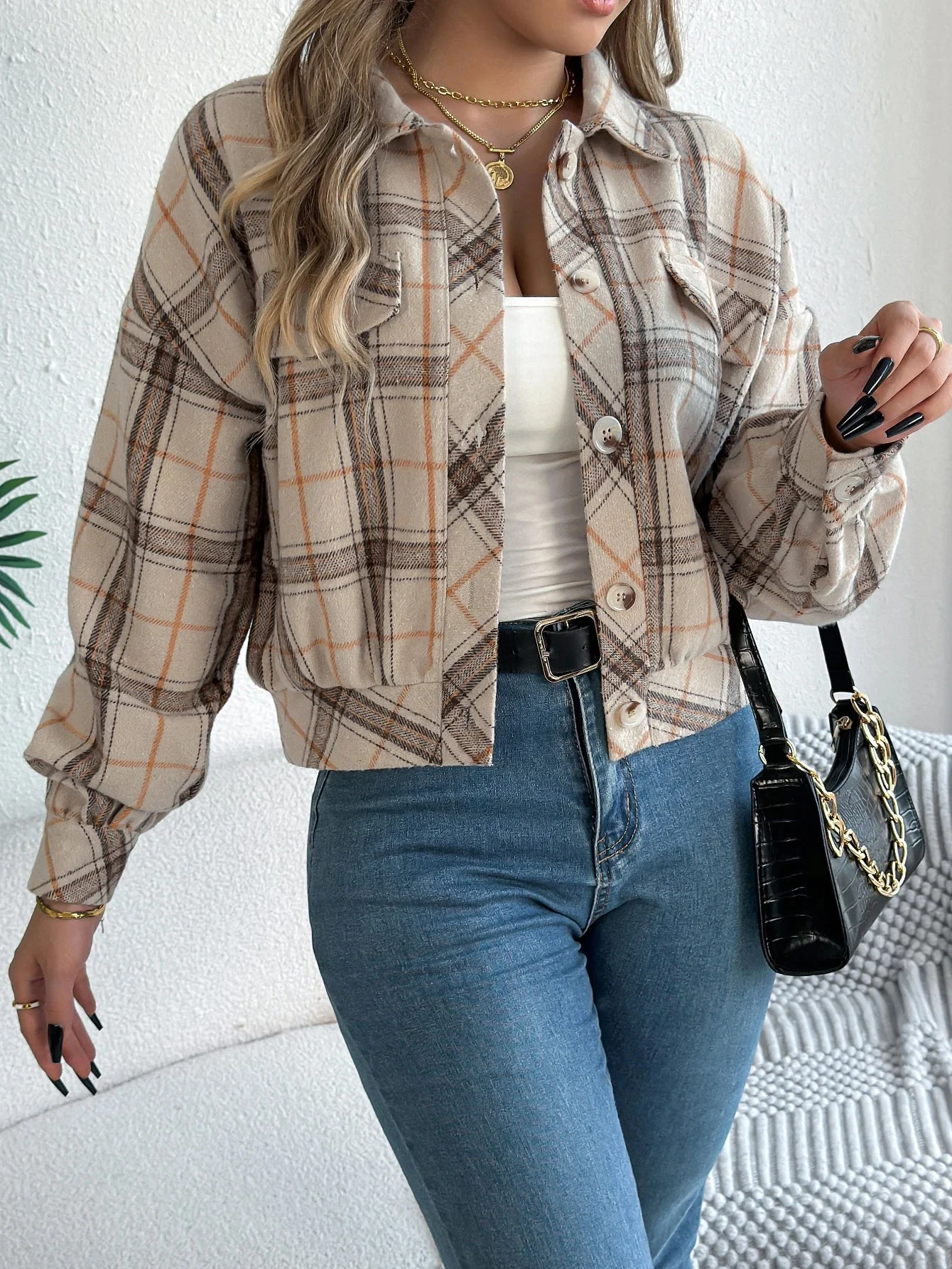 Ceylan Women's Shacket Cropped Plaid Flannel Shirt Jacket - Image 5