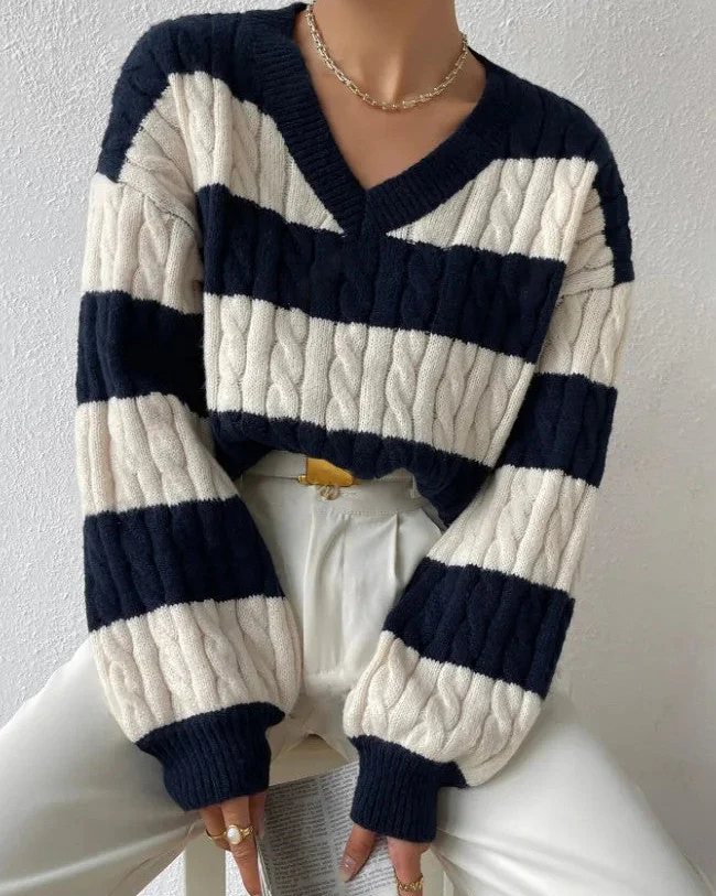 Ceylan Women's Sweater Cropped Striped Cable Knit V-Neck - Image 2