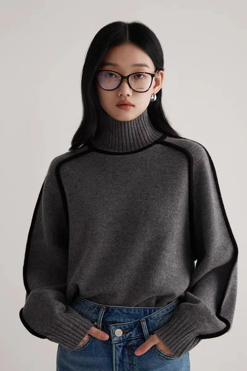 Ceylan Women's Turtleneck Sweater with Contrast Piping - Image 11
