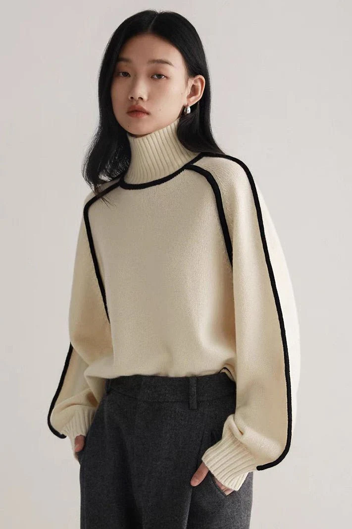 Ceylan Women's Turtleneck Sweater with Contrast Piping - Image 5