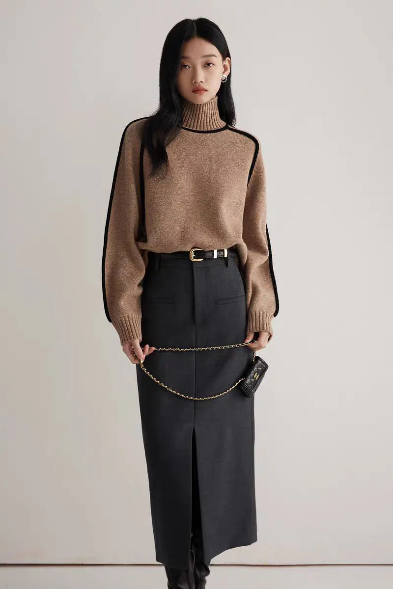 Ceylan Women's Turtleneck Sweater with Contrast Piping - Image 9