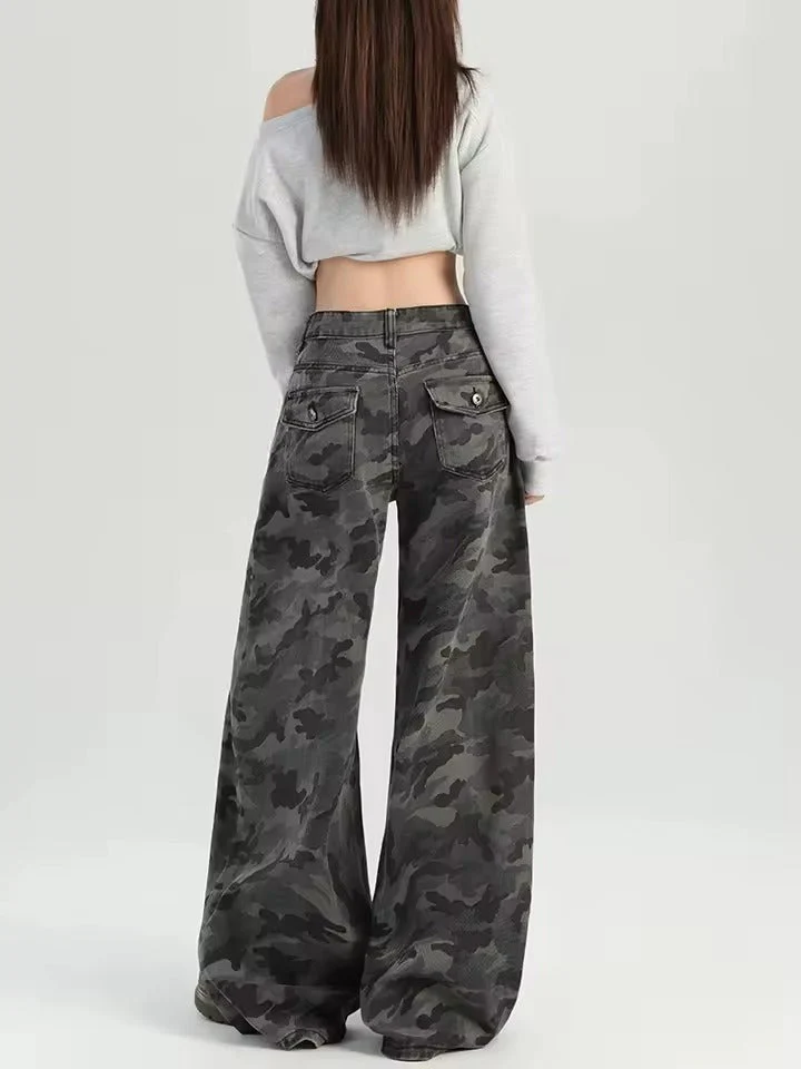 Ceylan Women's Wide Leg Camo Jeans High Waisted - Image 4