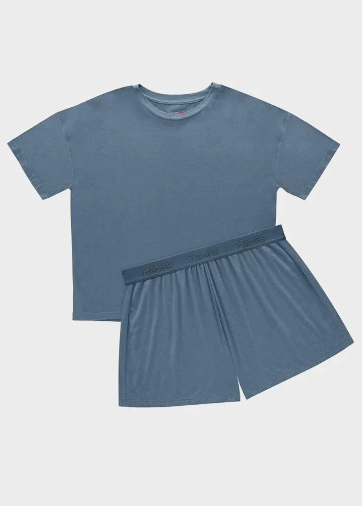 Women’s 2-Piece Lounge Set with Oversized Tee and Relaxed Shorts - Image 10