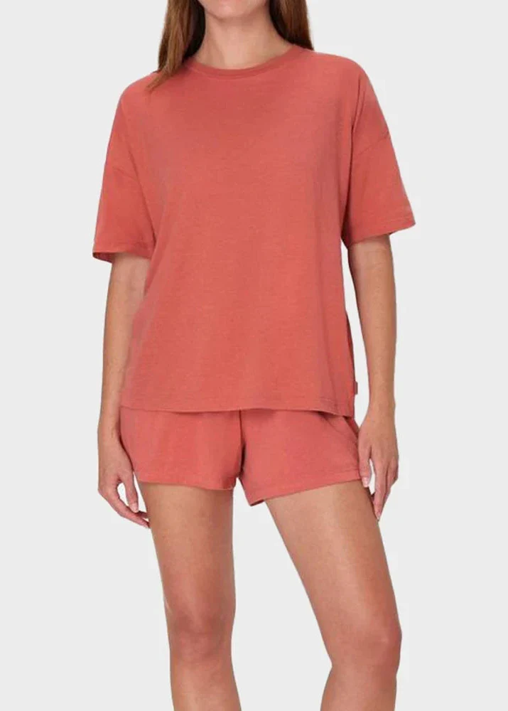 Women’s 2-Piece Lounge Set with Oversized Tee and Relaxed Shorts - Image 3