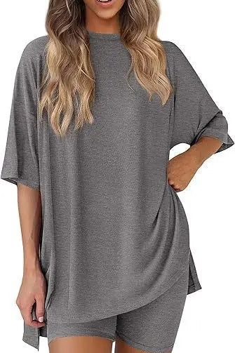 Women¡¯s Relaxed Fit Oversized T-Shirt and Biker Shorts Lounge Set - Image 5